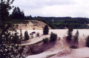 La Chapelle en Serval - Vue générale de la sablière - Photo Maryse Legal (2001)
