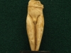 figurine à la ceinture, en ivoire de mammouth, découverte par Edouard Piette dans la grotte du Pape à Brassempouy (Landes) - Gravettien vers 25000 BP - H=7cm