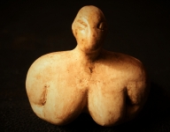 Statuette féminine - SO du lac de burdur - Anatolie sud - 7100 Av. JC