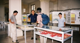 Michel Cartereau Cartereau, enseignant informatique de  l’Ecole, Responsable de l’Association « L’arbre de Fer » et de ses trois jardins botaniques à Grignon, Claude Hy, Nicole Casile