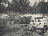 03- Congrès International de Géologie - 22 août 1900 visite de la falunière sous la conduite de Stanislas Meunier
