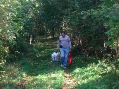 Claude HY sur le chemin de la falunière
