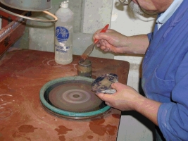 Michel - polissage d'une agate - mars 2001