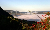 06-01 Entre La Cavalerie et Millau, arrêt au belvédère de vision panoramique sur la vallée de la Dourbie, Millau et le viaduc
