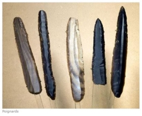 09-20 Préhistoire et protohistoire: Poignards - Photo Site du Musée de Millau