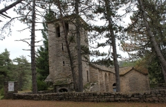 12-06 Chapelle du prieuré roman, probablement du XIIème siècle.