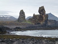 24- Hellissandur, peu de baigneurs sauf quelques phoques, mais aussi des orgues basaltiques