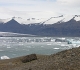 6- A Jokulsarlon les glaciers se jettent directement dans la mer en y dispersant de nombreux icebergs