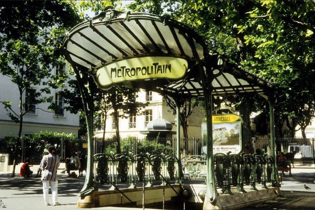 Entrée du métro Abbesses à Paris 18e - Hector Guimard (vers 1900).
