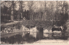 Grignon - Le ru de Gally qui prend sa source dans le parc du château de Versailles. Carte postale collection Maryse Le Gal