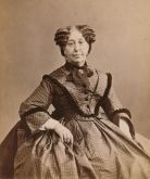 George Sand vers 1860 par Nadar à Paris -Collection du Musée d'Orsay.