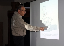 Exposé d'Hervé L. sur les otolithes de Grignon - Photo JMP
