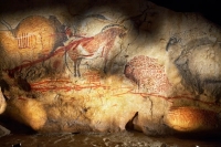 Intérieur de la grotte de Marsoulas (Pyrénnées). Une espèce de conque (Charonia lampas) découverte dans cette grotte semble avoir été aménagée pour émettre des sons  - Crédits AFP