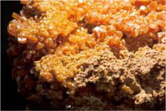 Barytine et Vanadinite - Prov. Maroc - © Christian Brion 2013