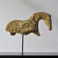 Petit cheval - Vogelherd (près d'Ulm) RFA - Aurignacien 30000 BP - en ivoire de Mammouth