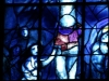 La crucifixion: un vitrail bleu de Chagall - photo Claude Hy
