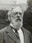 DArcy Wenthworth Thompson vers 1900