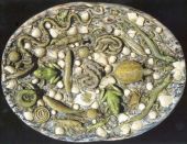 Bassin ovale à décor de rustiques figulines - terre cuite glaçurée - Bernard Palissy - Musée du Louvre © 2002-RMN-Grand-Palais - Jean-Gilles Berizzi